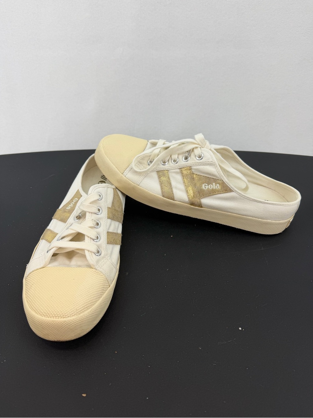 Gola Coaster Flame Women's White Sneakers with Gold Stripes - Picture 2 of 5